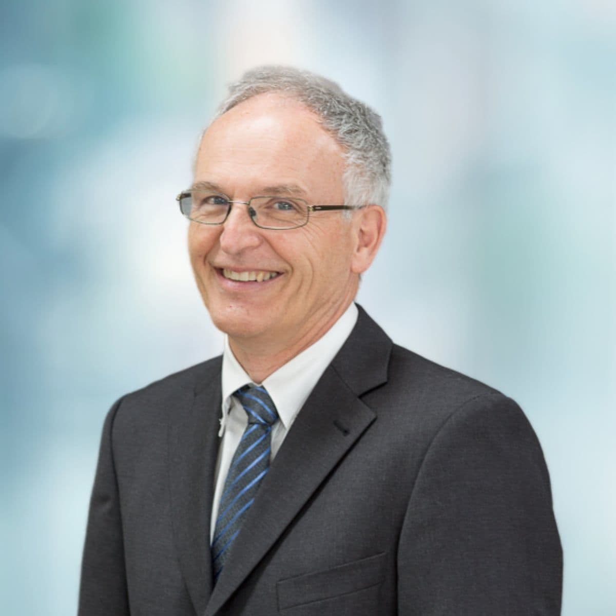 Portrait image of Markus Kuster